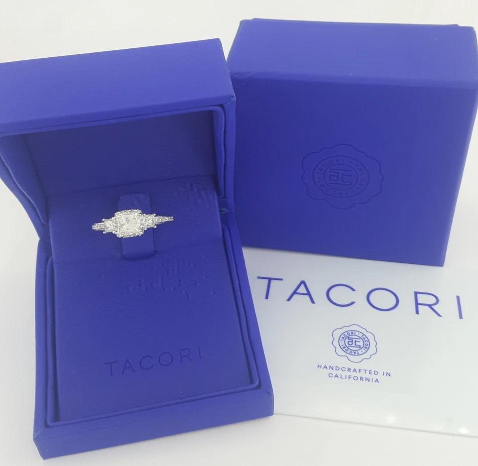 Leo Princess in TACORI Dantela 2622PRSMP Platinum Engagement Ring 1.52 ct