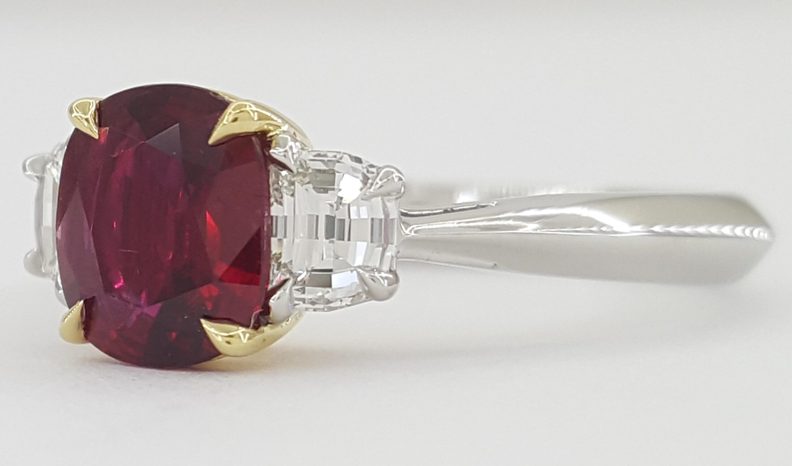 Vintage Tiffany & Co Cushion Ruby & Diamond Statement Ring 1.8 ct Platinum 18k