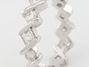 Round & Carre Square Cut Diamond Full Circle Eternity Band Ring 1.75 ct Platinum