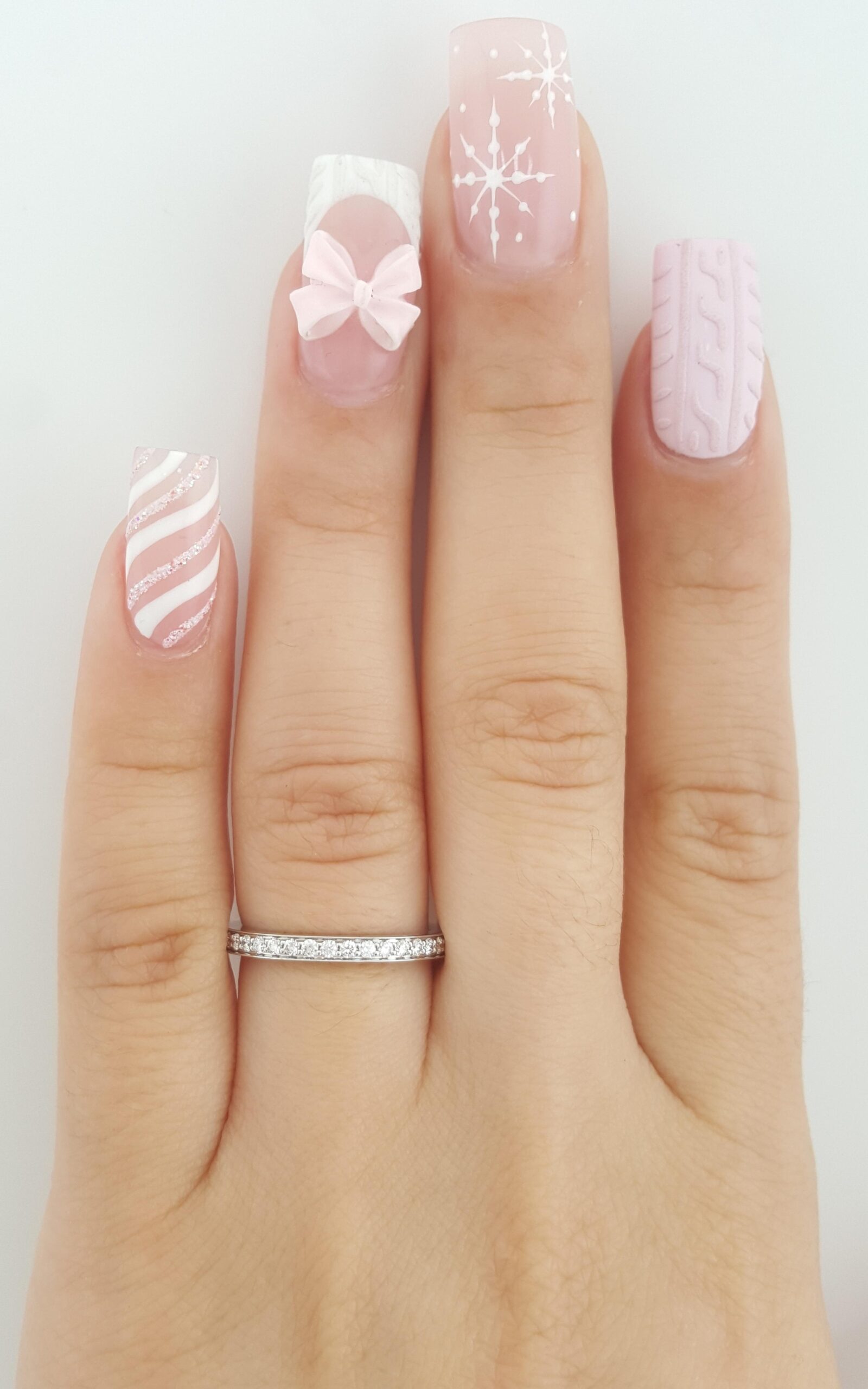 Cartier Classic 1895 Pave Full Circle Eternity Diamond Wedding Band 0.37ct