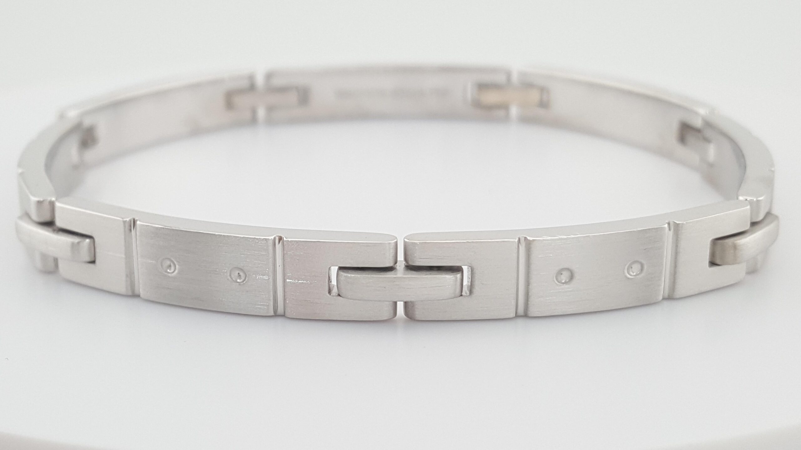 Tiffany & Co. Streamerica 18K White Gold Flat Link Bracelet 48.5 grams 8" 6.5 mm