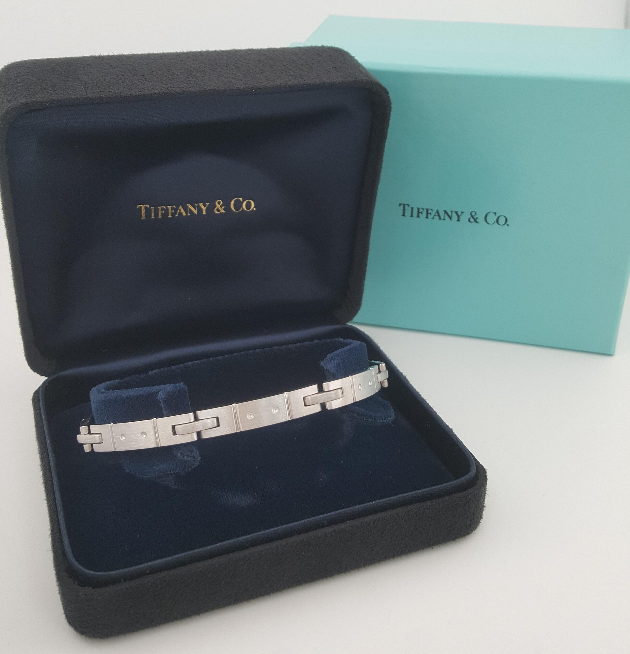 Tiffany & Co. Streamerica 18K White Gold Flat Link Bracelet 48.5 grams 8" 6.5 mm