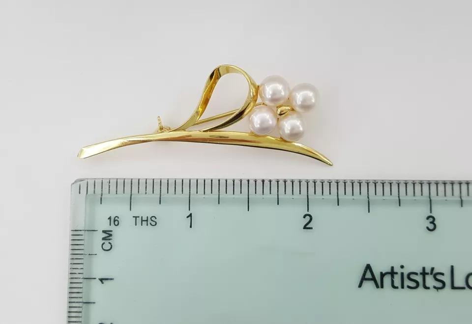 Vintage Mikimoto 18k Yellow Gold Leaf Akoya Pearl Pin Brooch 6.5 Grams